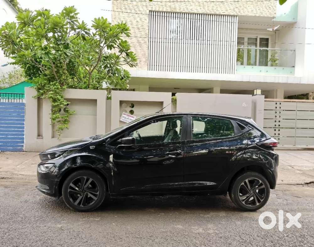 Tata Altroz 1.2 Xz Plus Dark Edition, 2021, Petrol