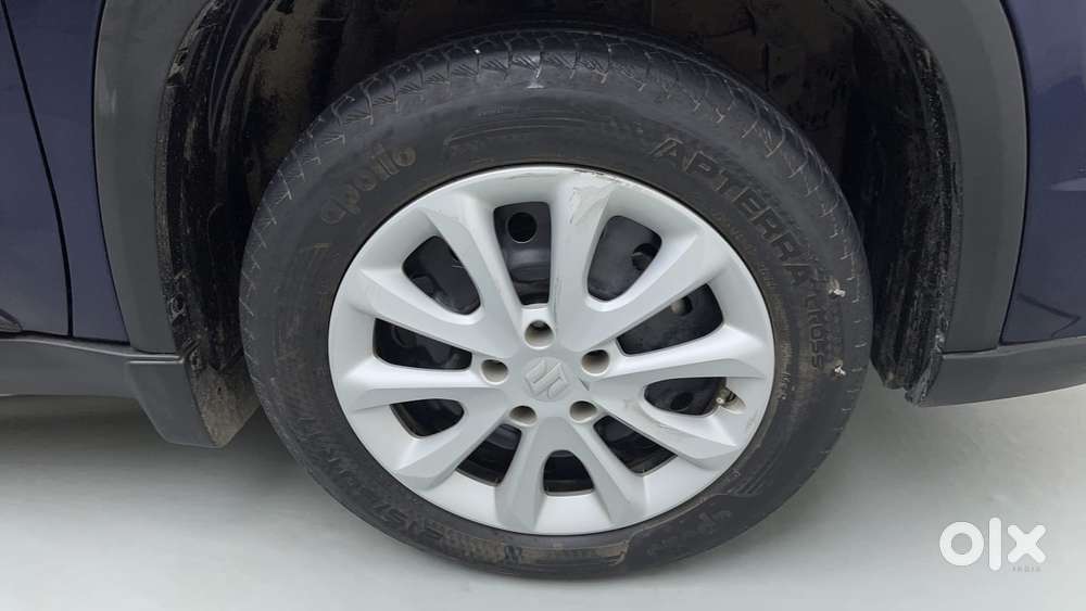 Maruti Suzuki Grand Vitara 1.5 Delta Smart Hybrid At, 2023, Petrol