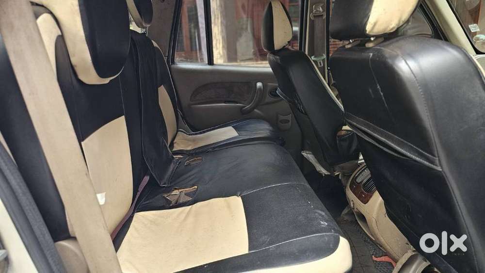 Mahindra Scorpio, 2010