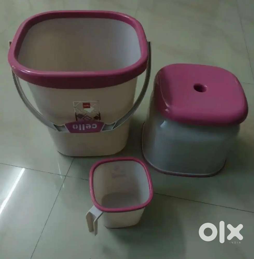 Bath Accessories Set And Spin Mop