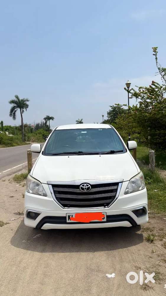 Toyota Innova 2.5 G4 2015