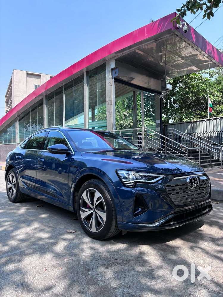 Audi E-tron 55, 2024, Electric