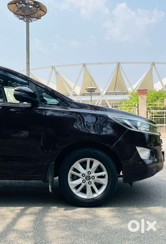 Toyota Innova Crysta 2.7 Gx At 8s, 2018, Petrol