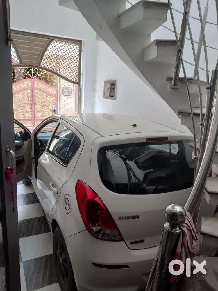 I20 Sportz Top Model In Very Good Condition