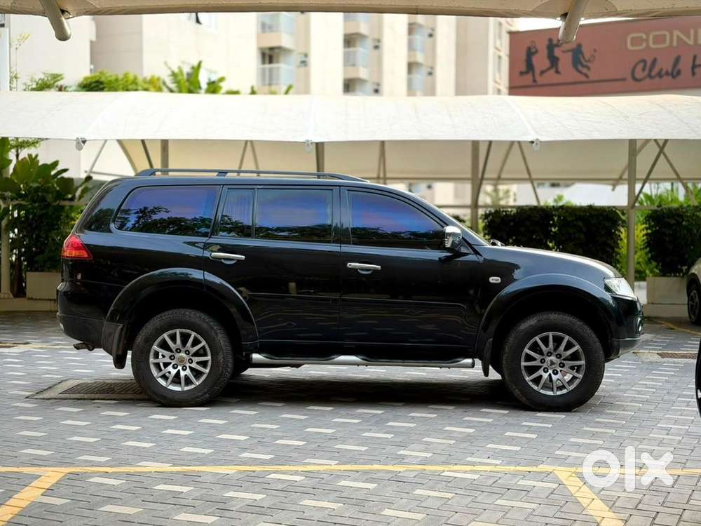 Mitsubishi Pajero Sport 2012 4x4 ,95000km Driven