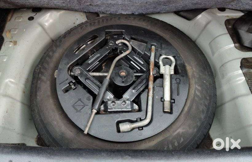 Mahindra Kuv 100 Mahindra-kuv-100-g80-k2-plus, 2017, Petrol