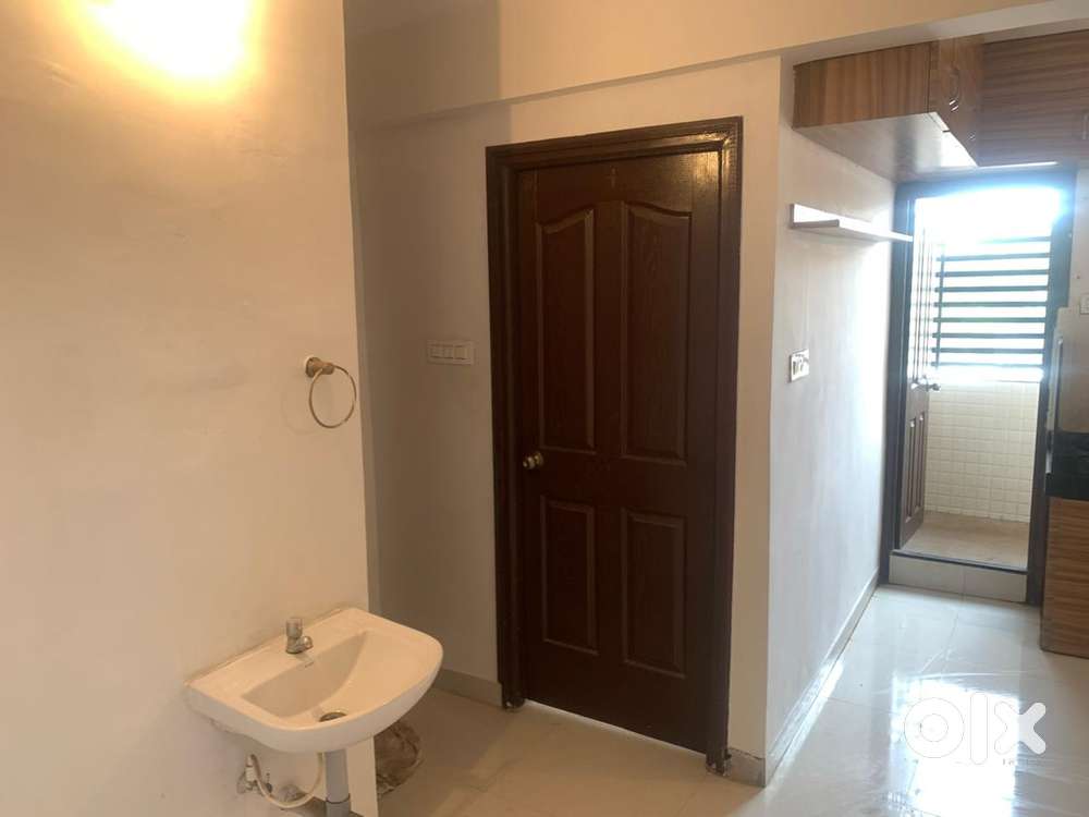 House for rent : 2 bhk near kmc