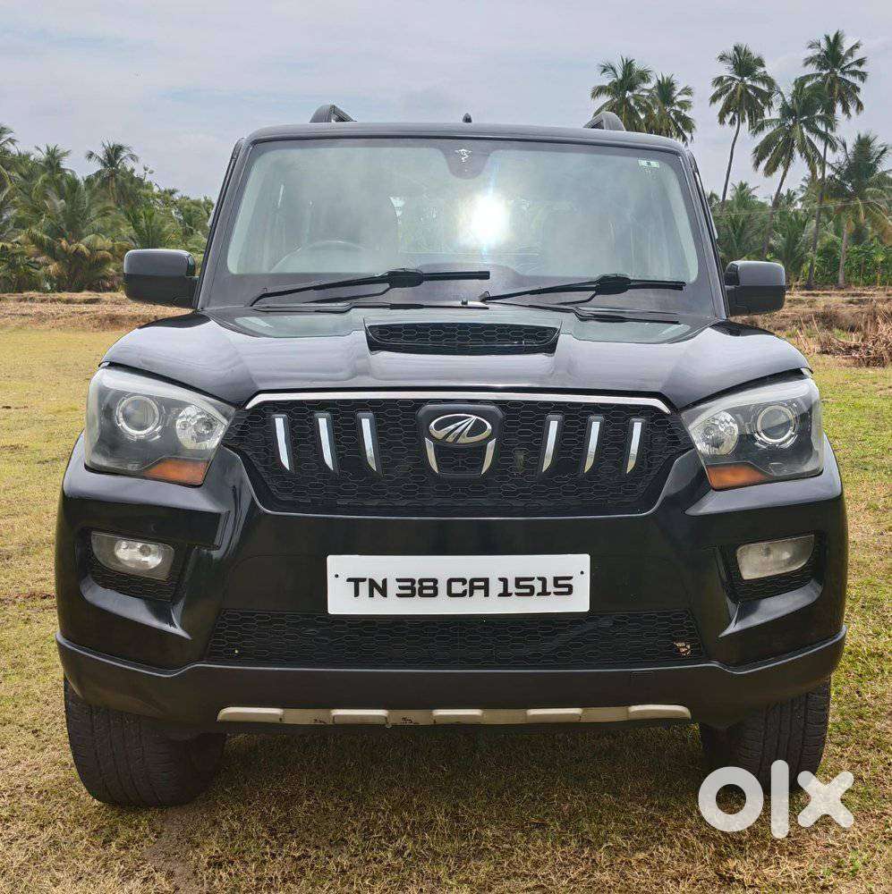 Mahindra Scorpio S10, 2015, Diesel