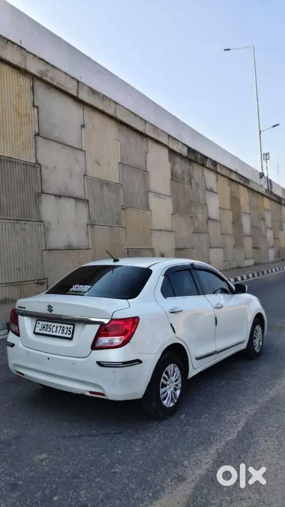 Maruti Suzuki Dzire 2021 Petrol 70000 Km Driven