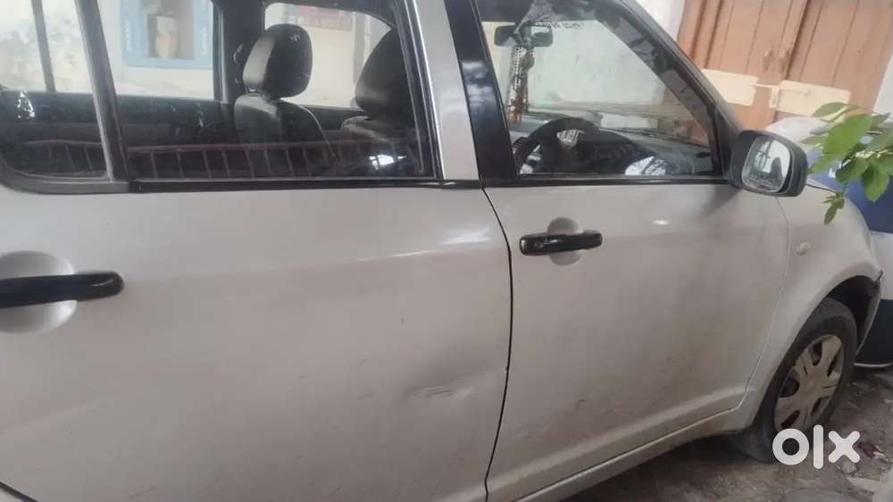 Maruti Suzuki Swift 2011 Vxi Cng