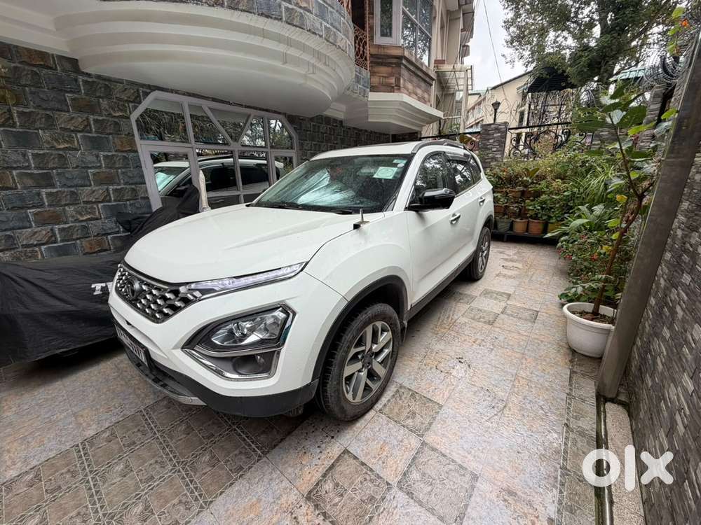 2023 Tata Safari Automatic Diesel(7sxza+o) Or White