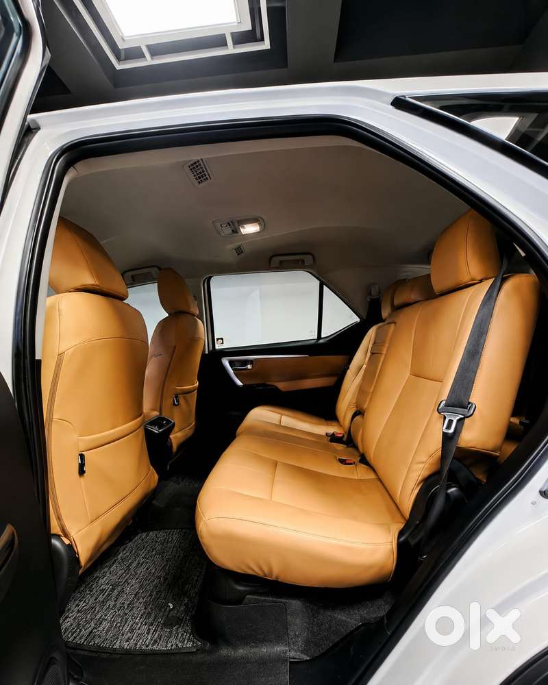 Toyota Fortuner 4x2 Manual, 2017, Diesel