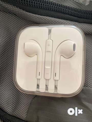 Headphones in 100 cheap rupees