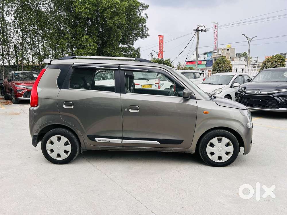 Maruti Suzuki Wagon R Zxi, 2022, Petrol