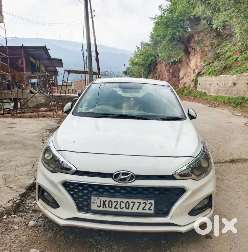 Hyundai  I20 2020 Sports Model  Petrol 85000 Km Driven