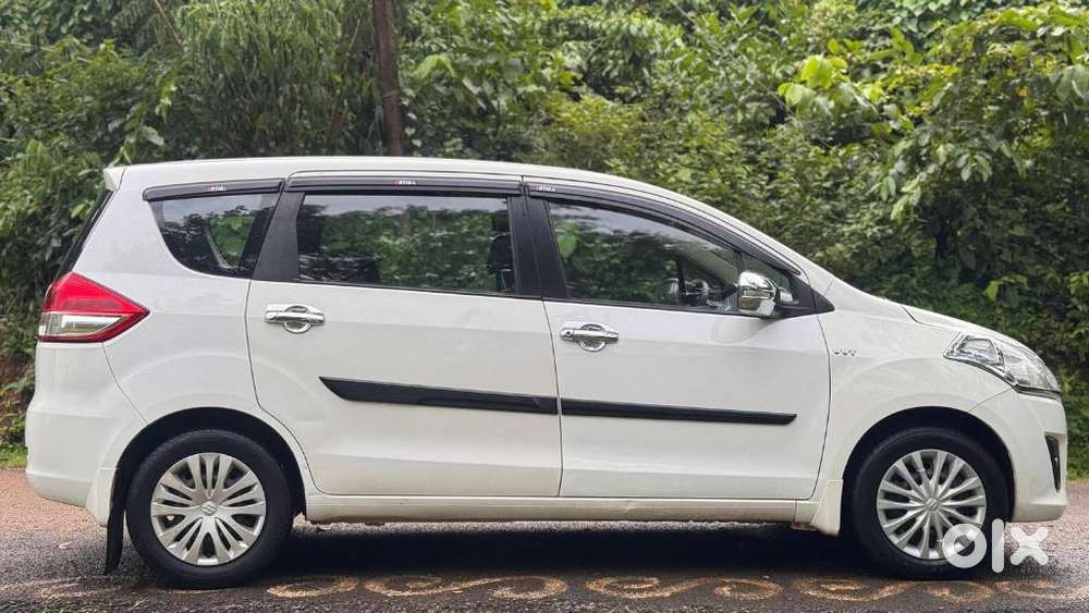 Maruti Suzuki Ertiga Vxi Shvs, 2015, Petrol
