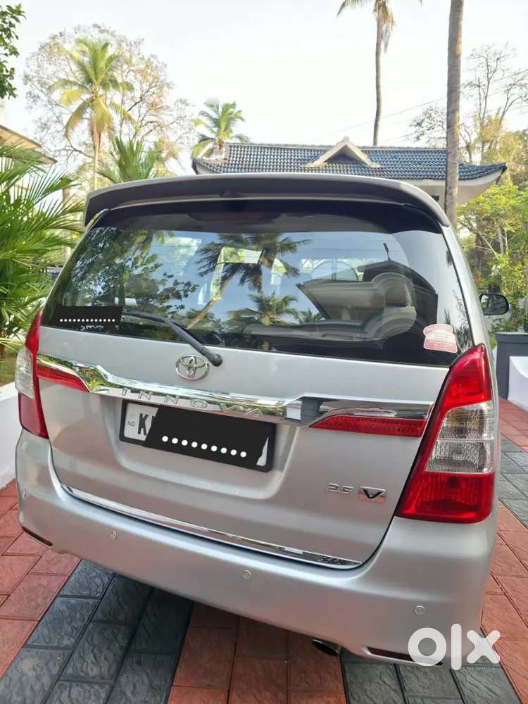 Toyota Innova 2013 Diesel 93000 Km Driven