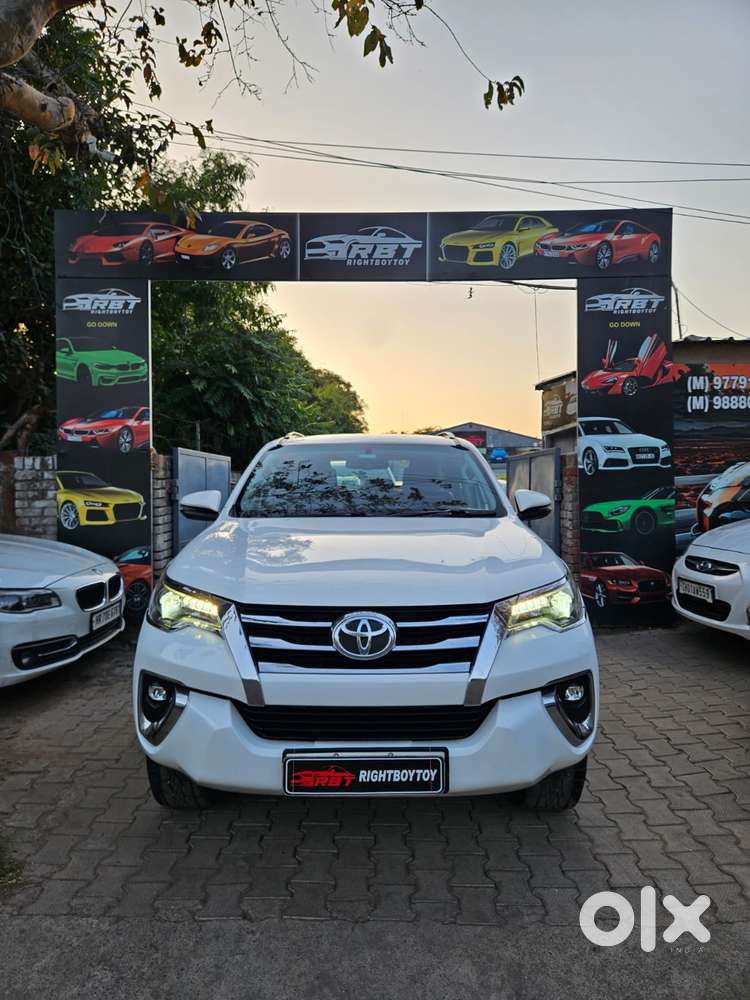 Toyota Fortuner 2.8 At Celebratory Edition, 2018, Diesel
