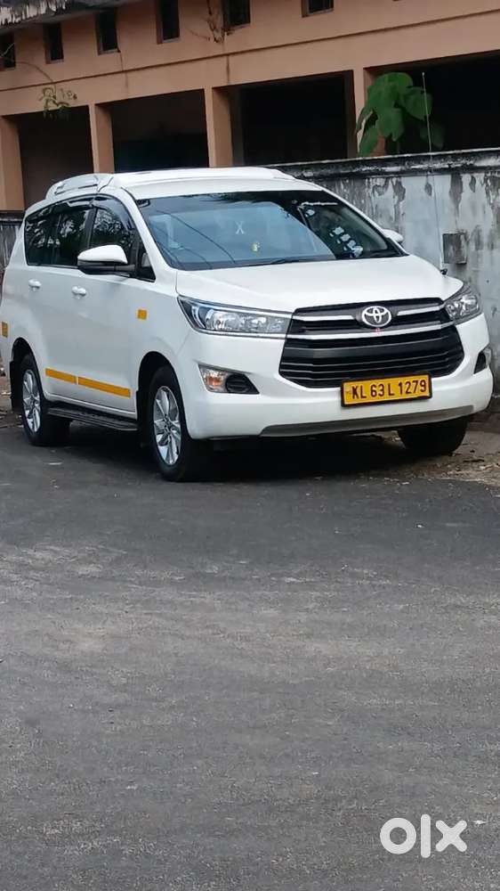 Toyota Innova Crysta 2018(re) Diesel Well Maintained.