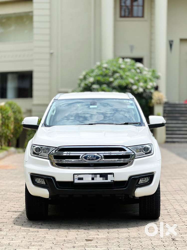 Ford Endeavour 3.2 Titanium At 4x4, 2016, Diesel