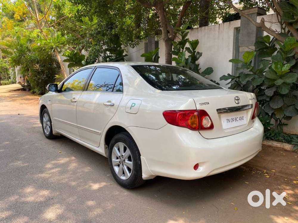 Toyota Corolla Altis G, 2010, Petrol