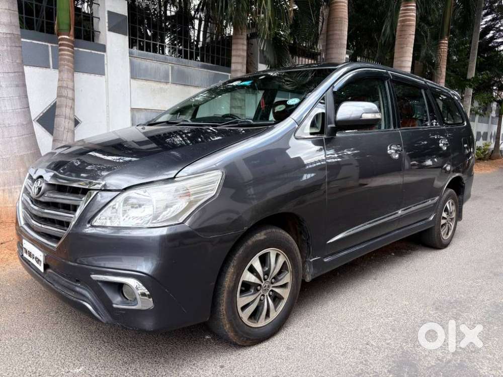 Toyota Innova 2.5 V 8 Str, 2015, Diesel