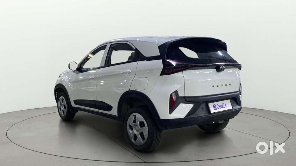 Tata Nexon Smart 1.2 Revotron Petrol 5 Mt, 2024, Petrol