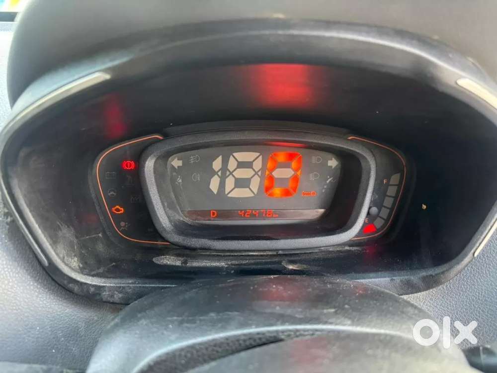 Renault Kwid 1.0 Rxt Amt, 2019, Petrol