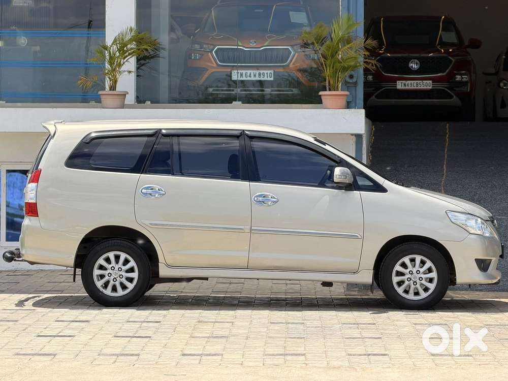 Toyota Innova 2.5 Vx 7 Seater Bs Iv, 2013, Diesel