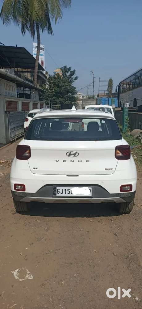 Hyundai Venue 1.0 Sx (o) Turbo Dct, 2019, Petrol