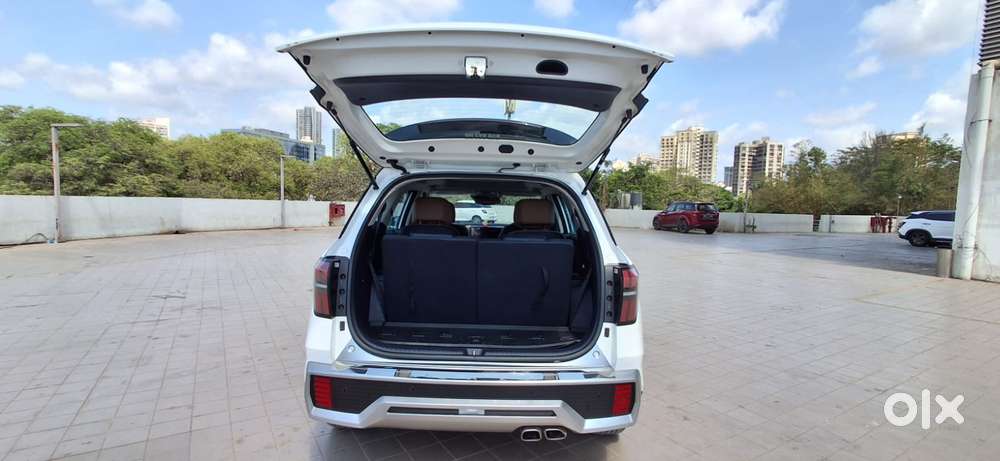 Hyundai Alcazar Signature (o) 6 Str 1.5 Petrol Dct, 2025, Petrol