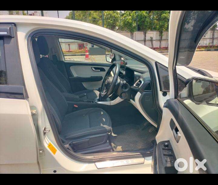 Tata Altroz Xz Plus (s) Diesel, 2023, Diesel