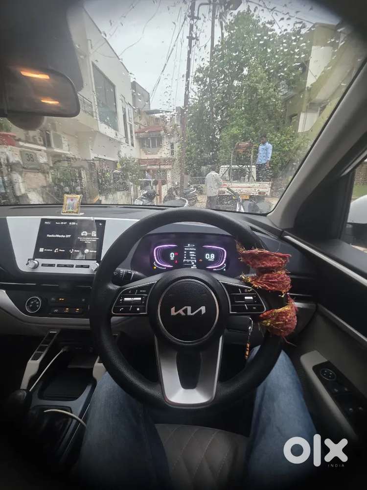 Kia Carens 1.4 Luxury 2026