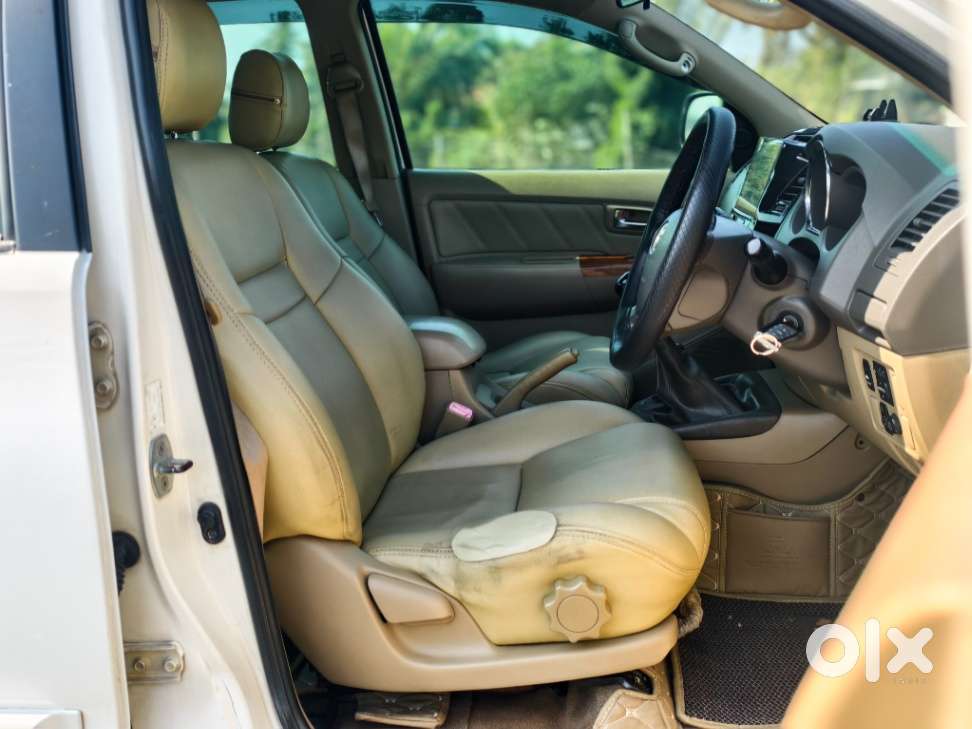 Toyota Fortuner, 2011, Diesel