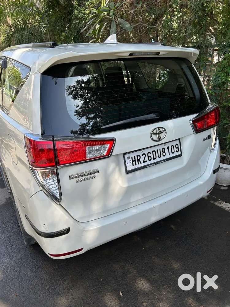 Toyota Innova Crysta 2018 Diesel 70000 Km Driven
