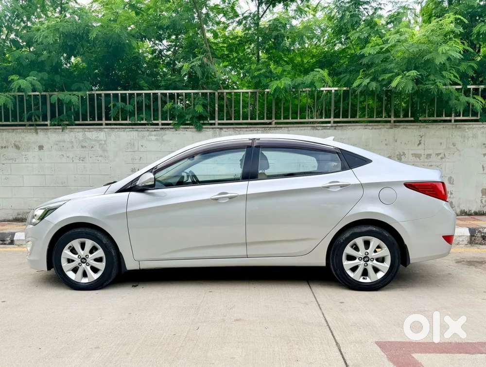 Hyundai Verna Fluidic 1.6 Vtvt, 2015, Petrol