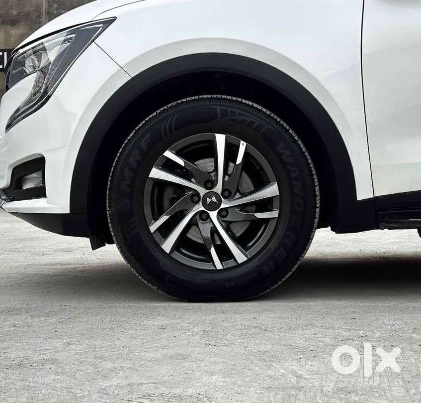 New-like Xuv700 2024 Ax5 At