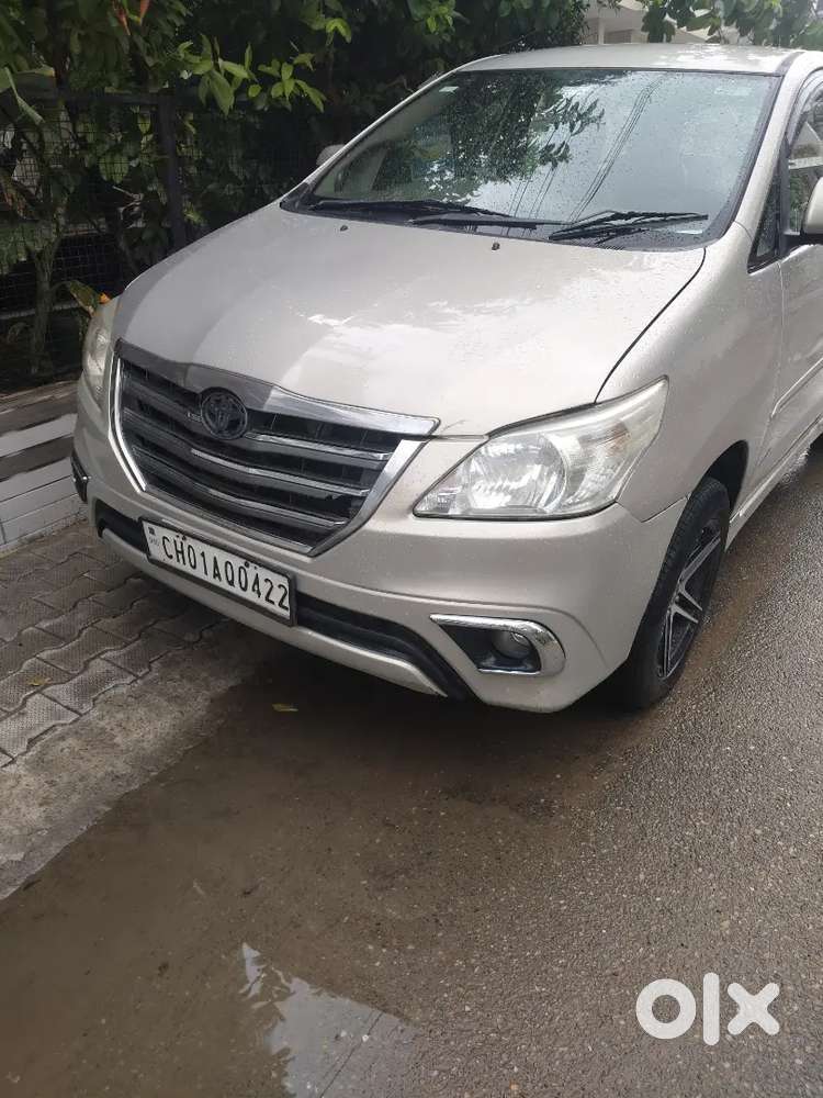 Toyota Innova Vx 7-str 2012