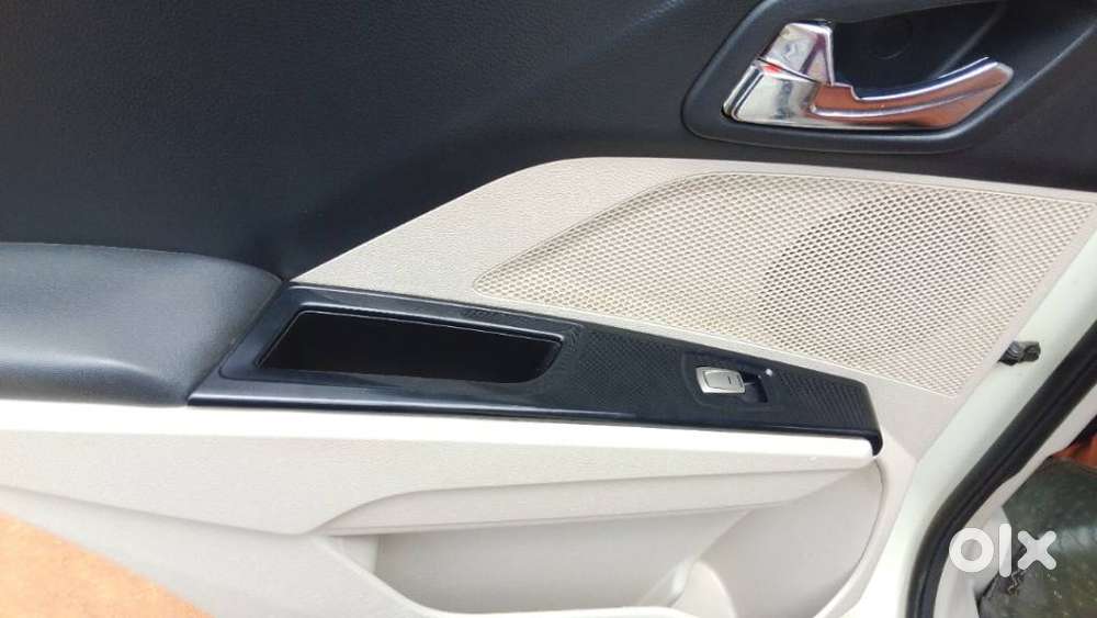 Mahindra Xuv300 W8 Diesel, 2019, Diesel
