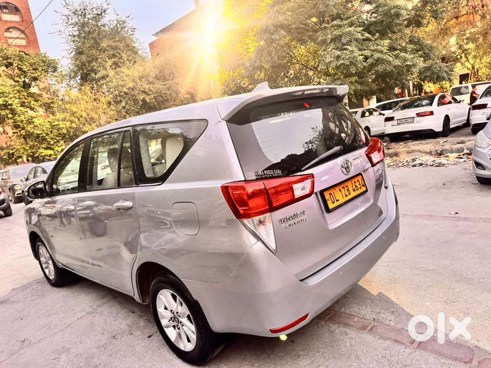 Toyota Innova Crysta 2.4 G Mt, 2017, Diesel