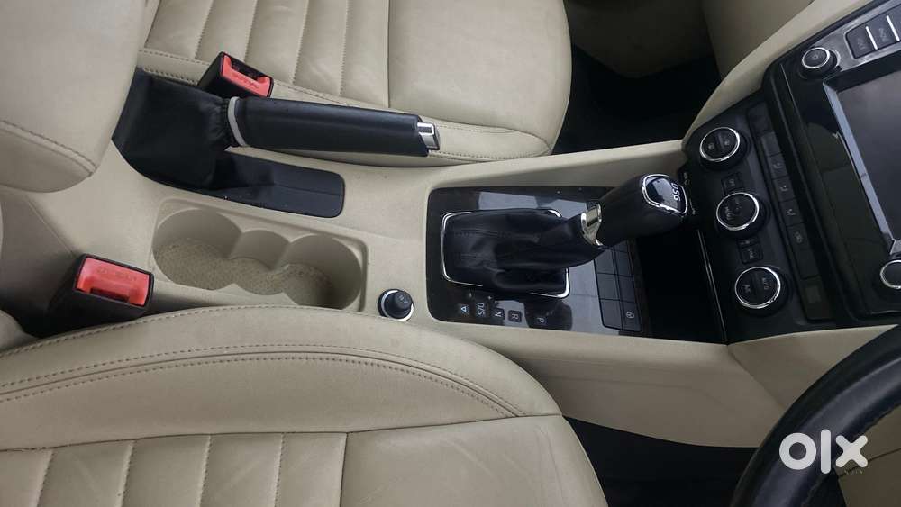 Skoda Octavia 1.8 Tsi Style Plus At, 2016, Petrol