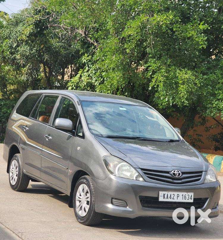 Toyota Innova 2.5 G (diesel) 7 Seater, 2010, Diesel