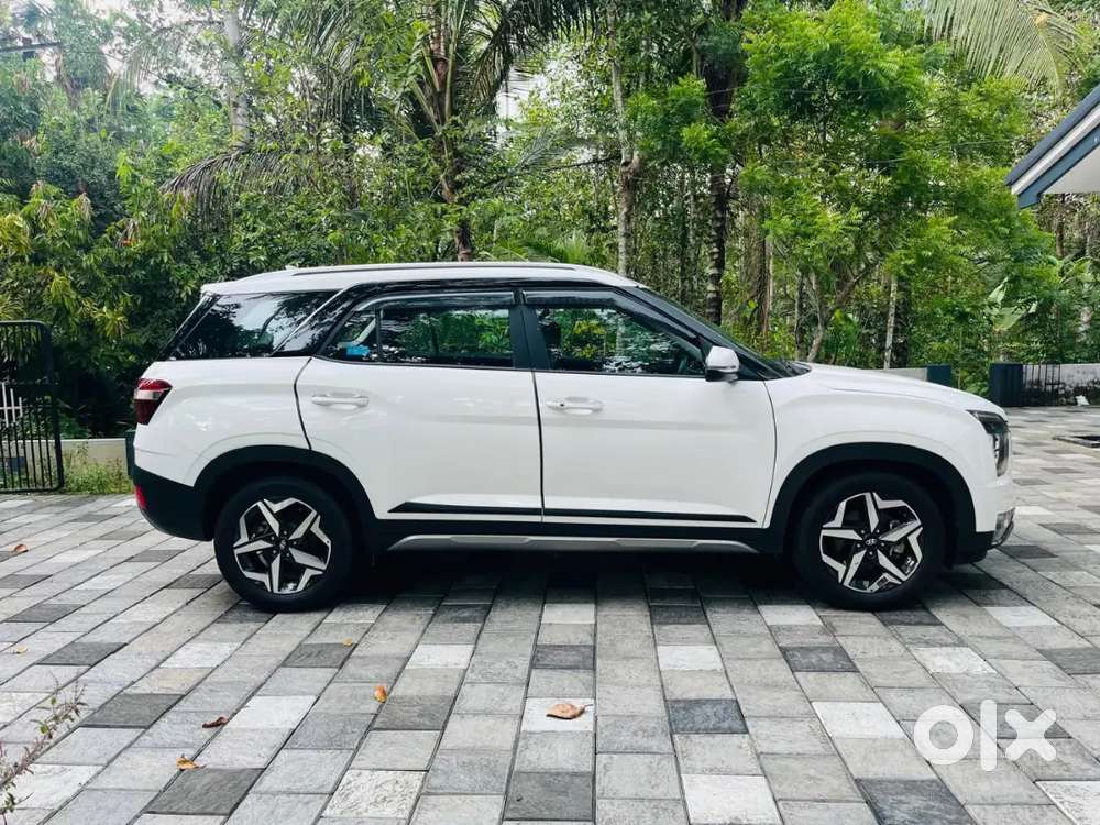 Hyundai Alcazar 2021 Petrol Well Maintained