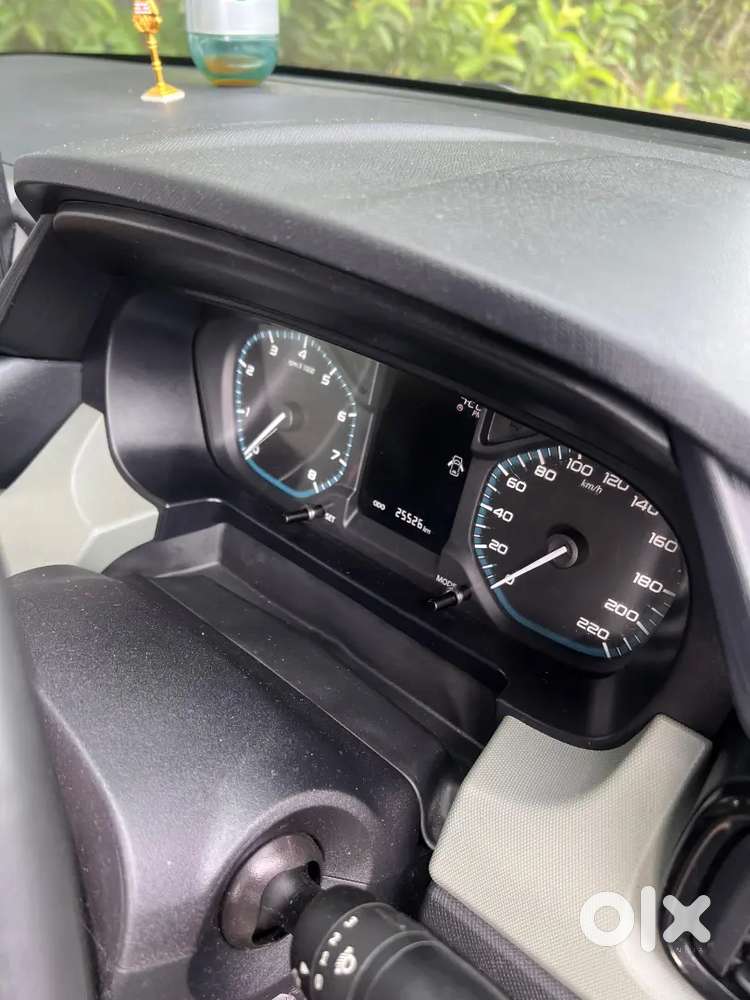 Tata Punch Adv 1.2 Manuval