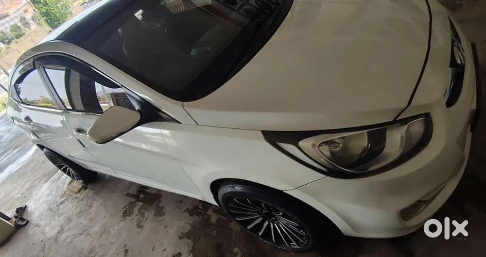 Hyundai Verna 2014 Petrol 97800 Km Driven