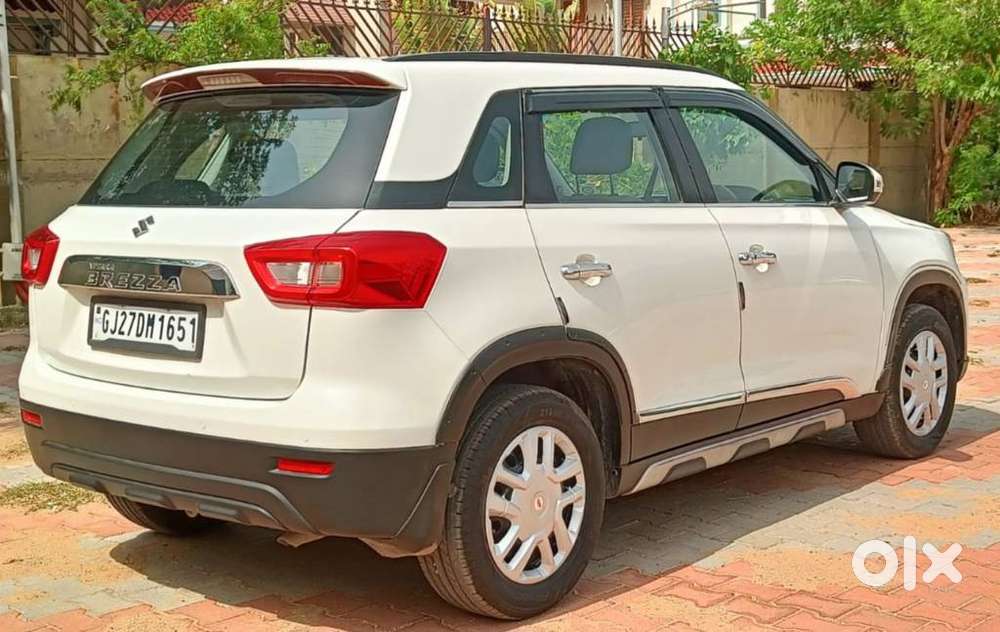 Maruti Suzuki Brezza 1.5 Vxi Smart Hybrid, 2021, Cng & Hybrids