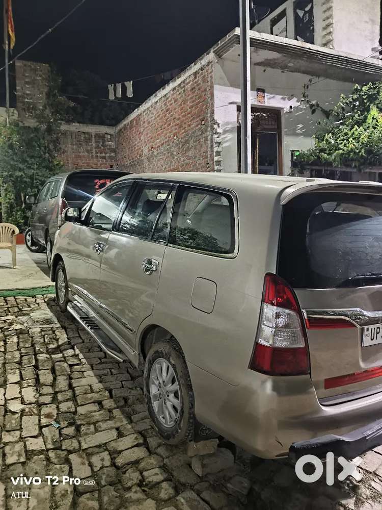 Toyota Innova 2014 Diesel 117700 Km Driven
