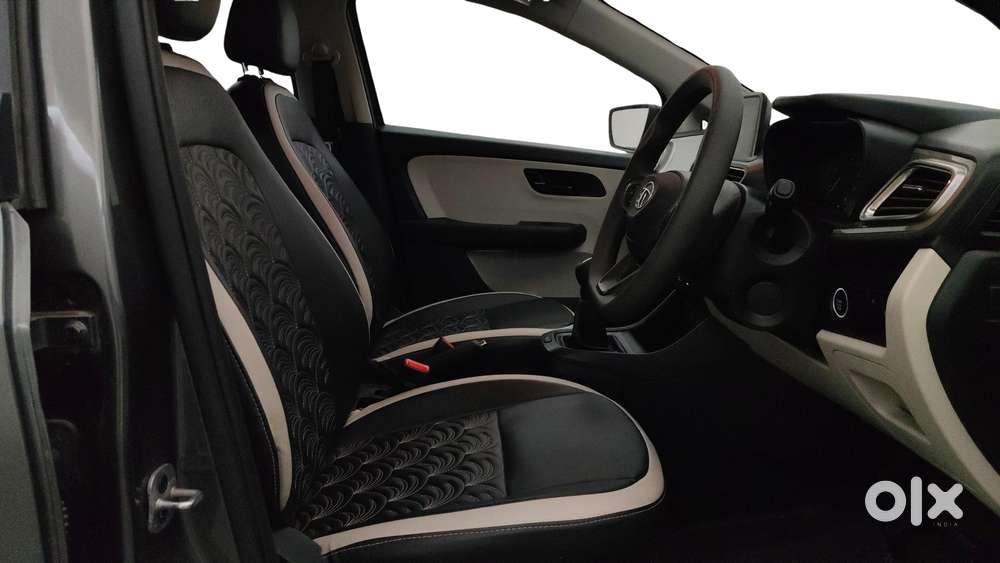 Tata Altroz 1.2 Xt, 2022, Petrol