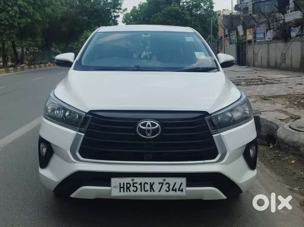 Toyota Innova Crysta 2.4 G Mt 7 Str, 2023, Diesel