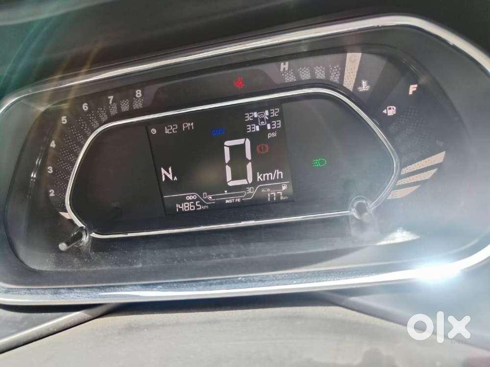 Tata Nexon XZA+ HS AMT 2022 Petrol
